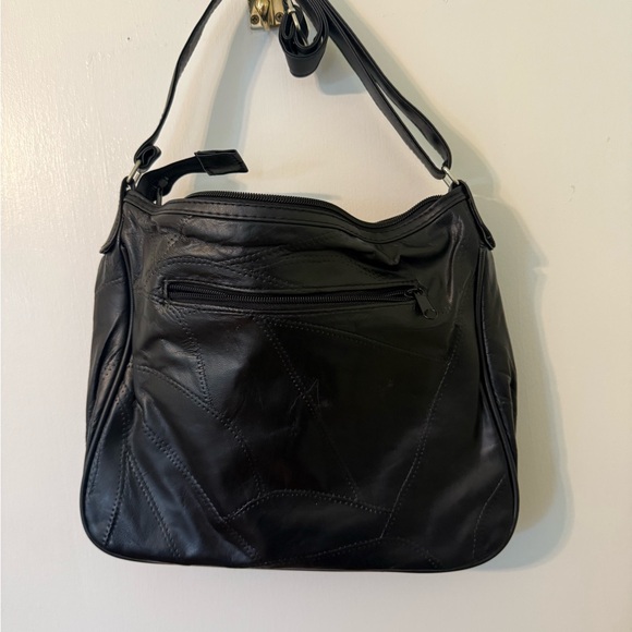 Black Leather Shoulder Bag - Picture 4 of 8